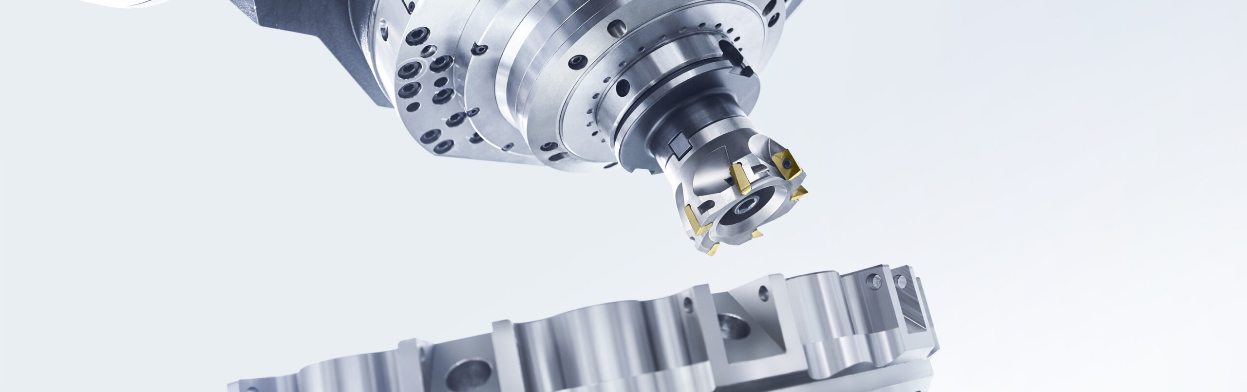 High-efficiency brushless motor for industrial use
