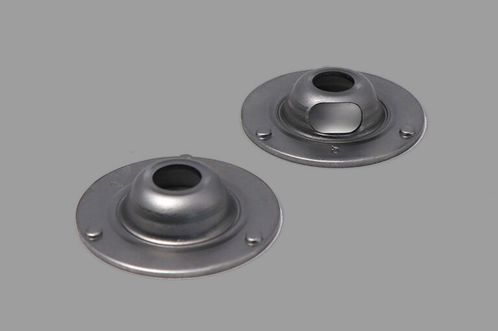 Magnetic pole AK side